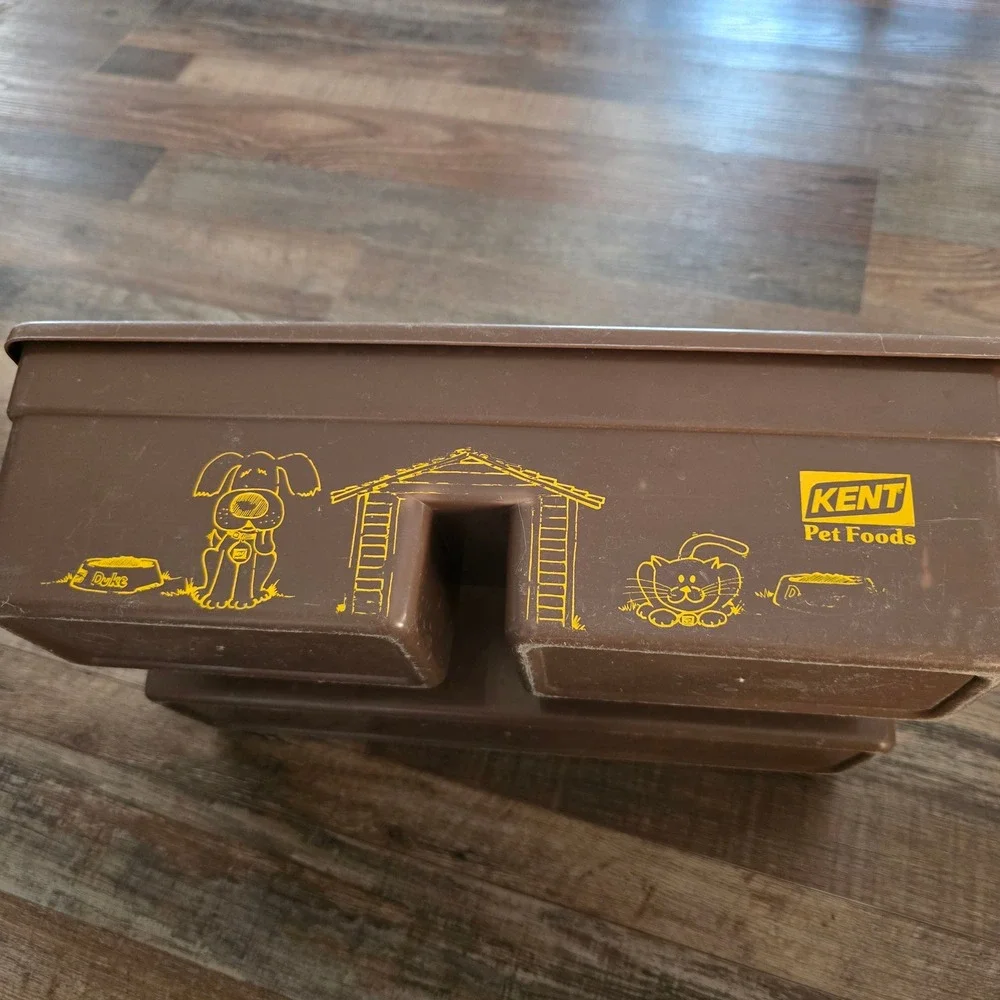 Vintage Kent Pet Food Duke & Dutchess Plastic Brown Tote Carry Container‎ USA